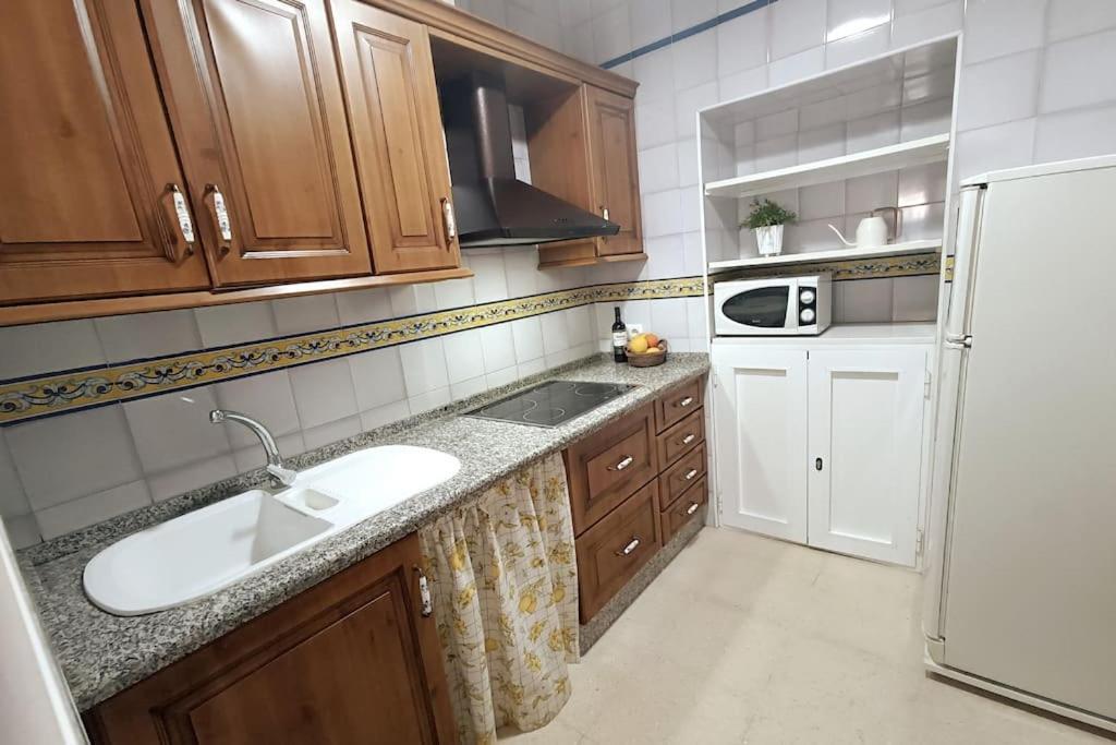 Tipico Y Pintoresco Patio De Vecinos, Con Encanto إشبيلية المظهر الخارجي الصورة